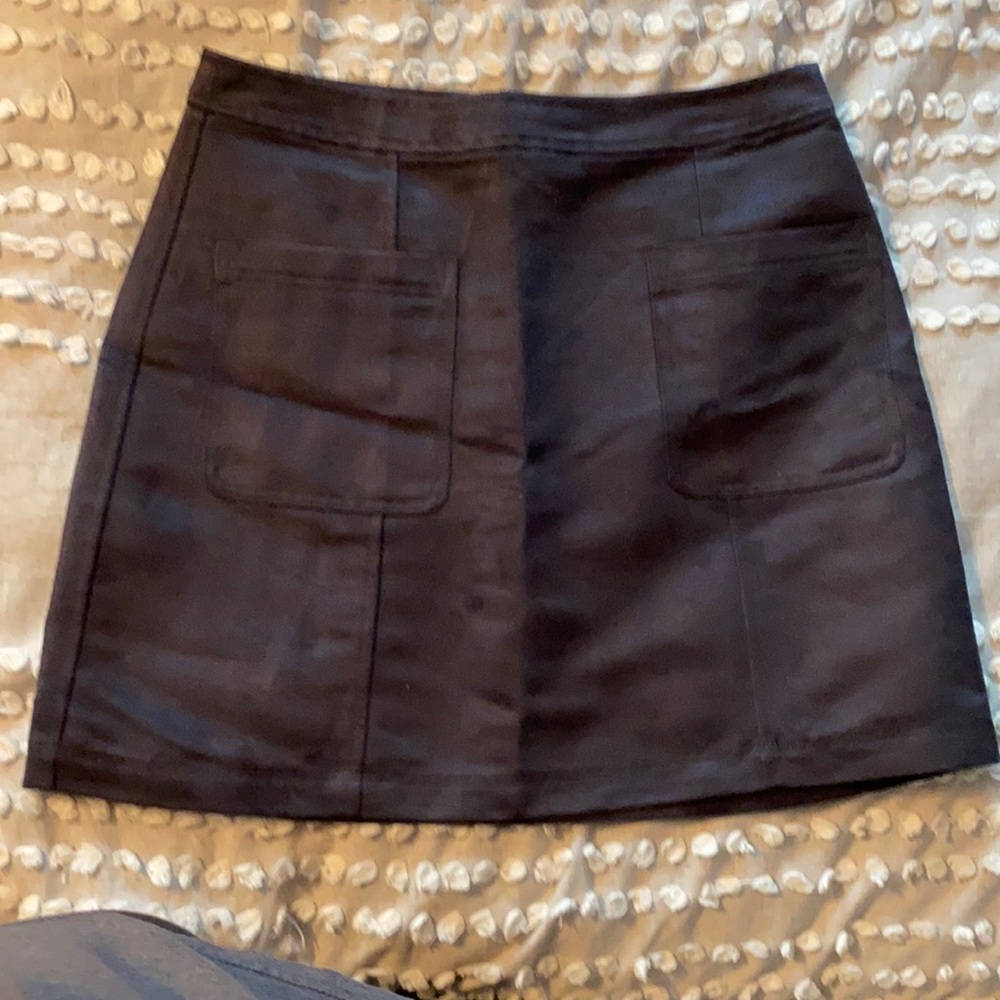 Dark grey front pocket skirt